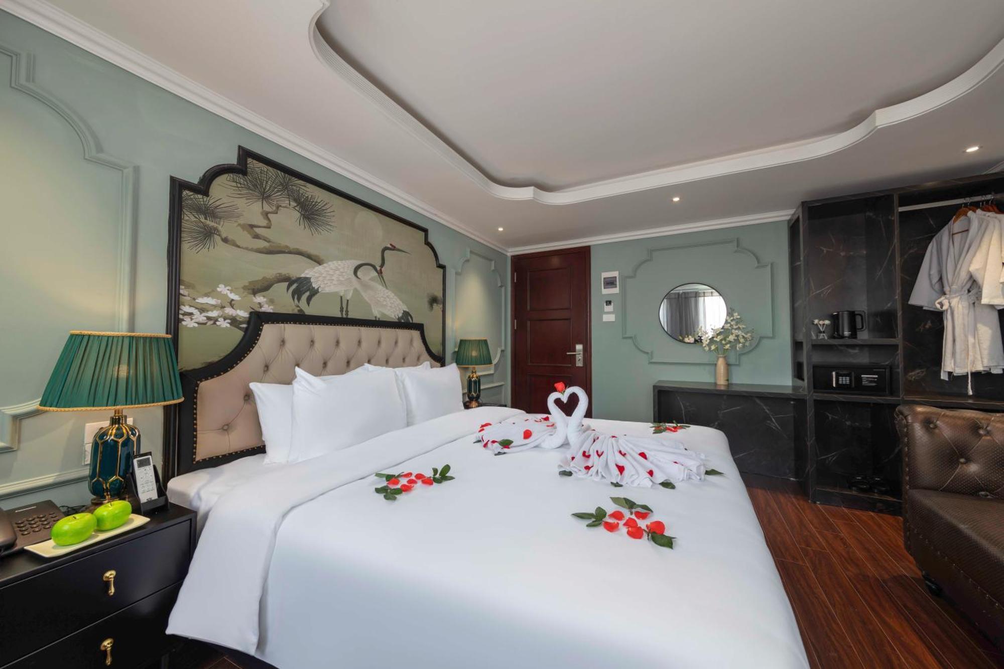 Madelise Palace Hotel & Travel 하노이 외부 사진